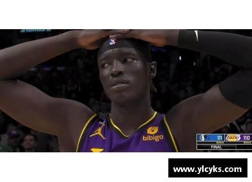 Z6尊龙凯时NBA停赛众生相_詹嫂在家削发省事,小小库里东西不分~